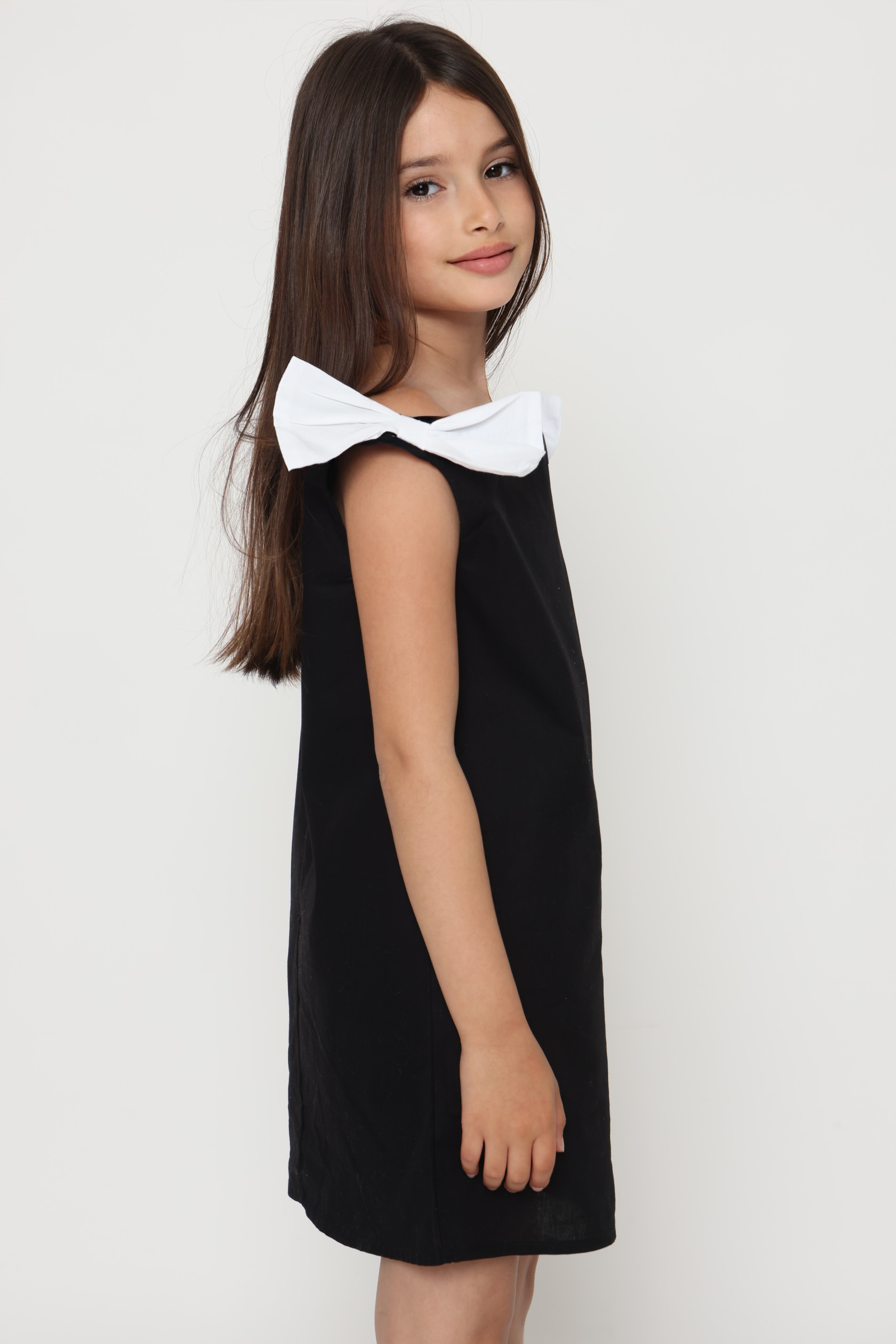 שמלה שחורה פפיונים