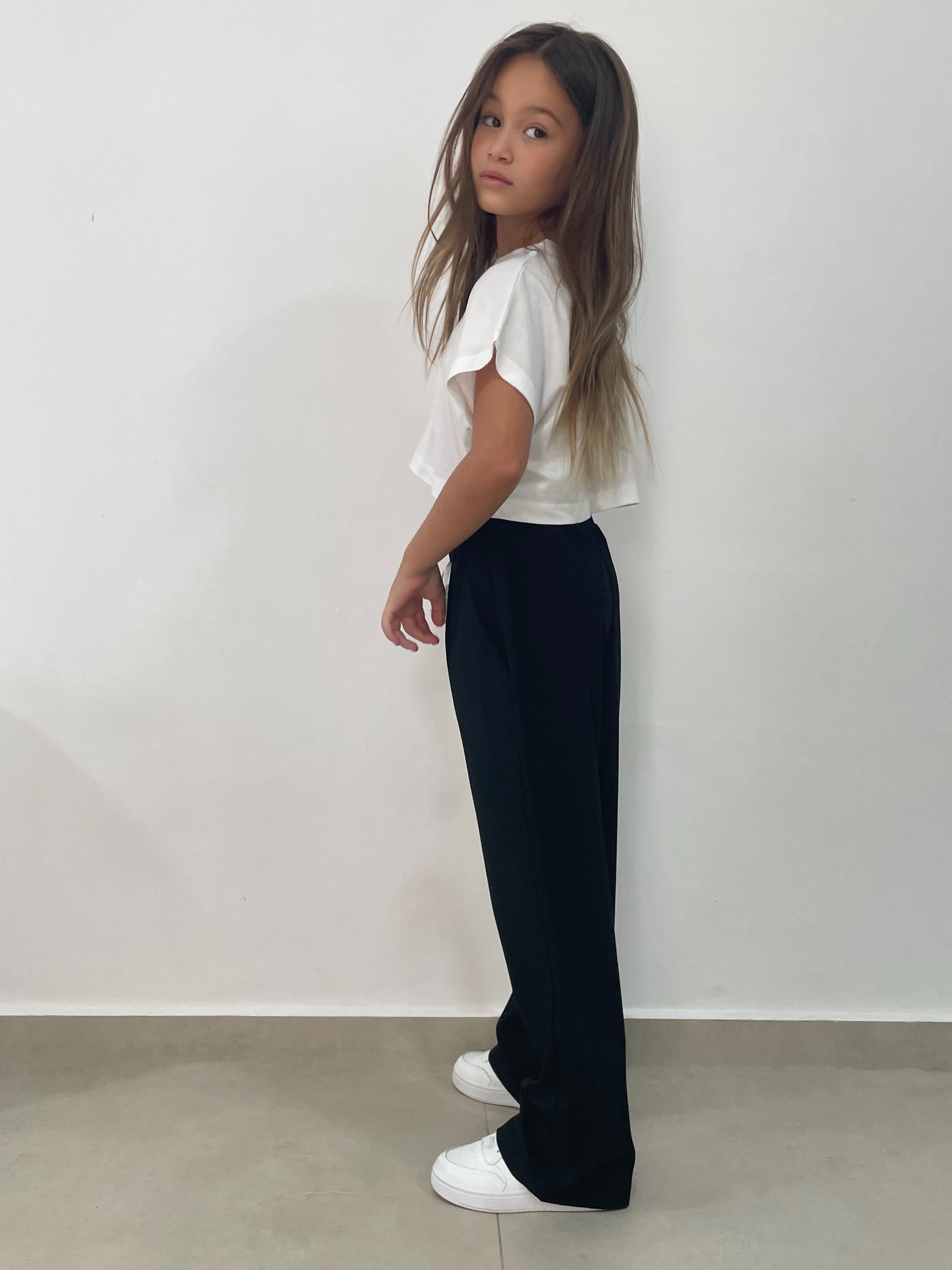 מכנס מתרחב - שחור