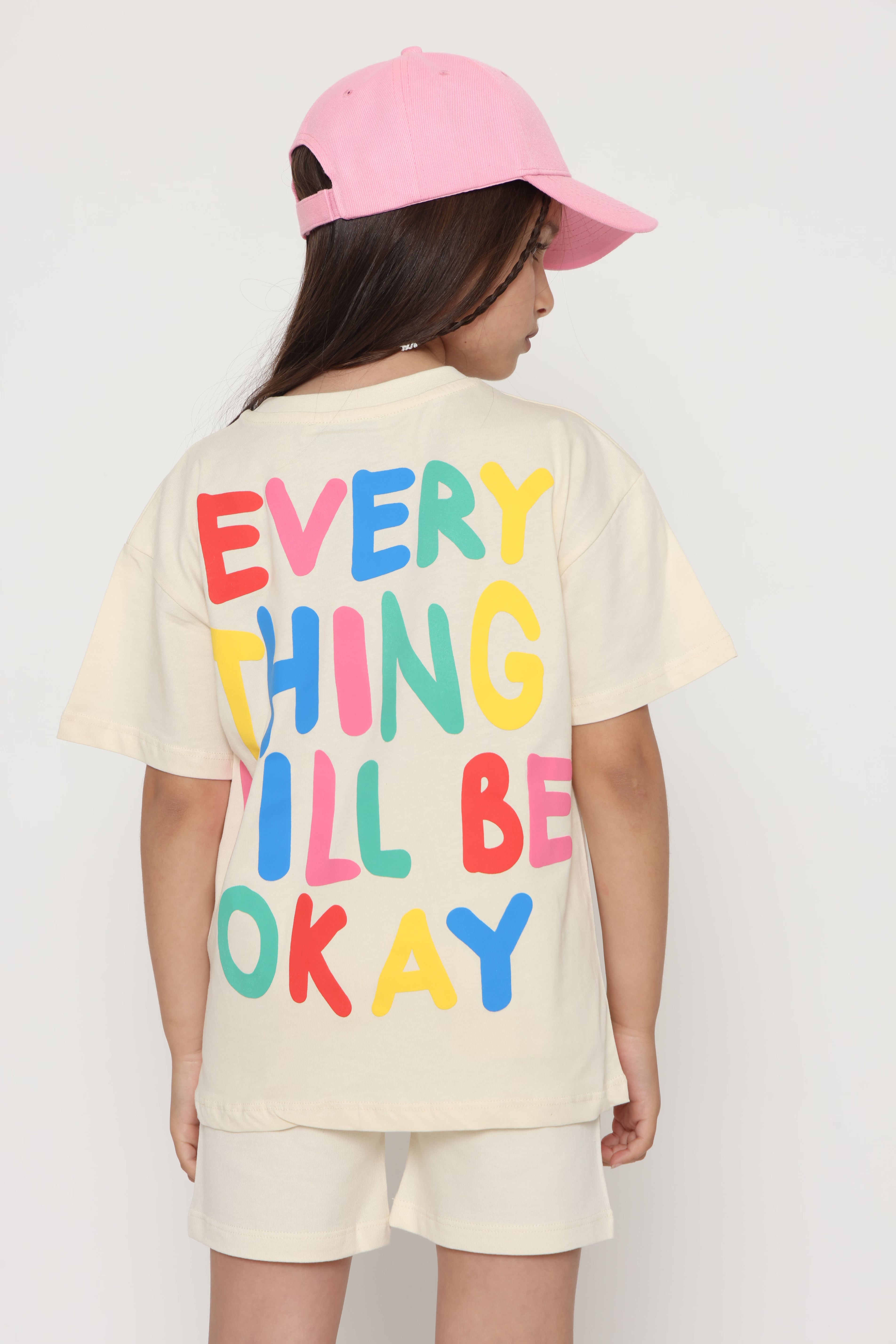 חליפת כיתוב צבעוני