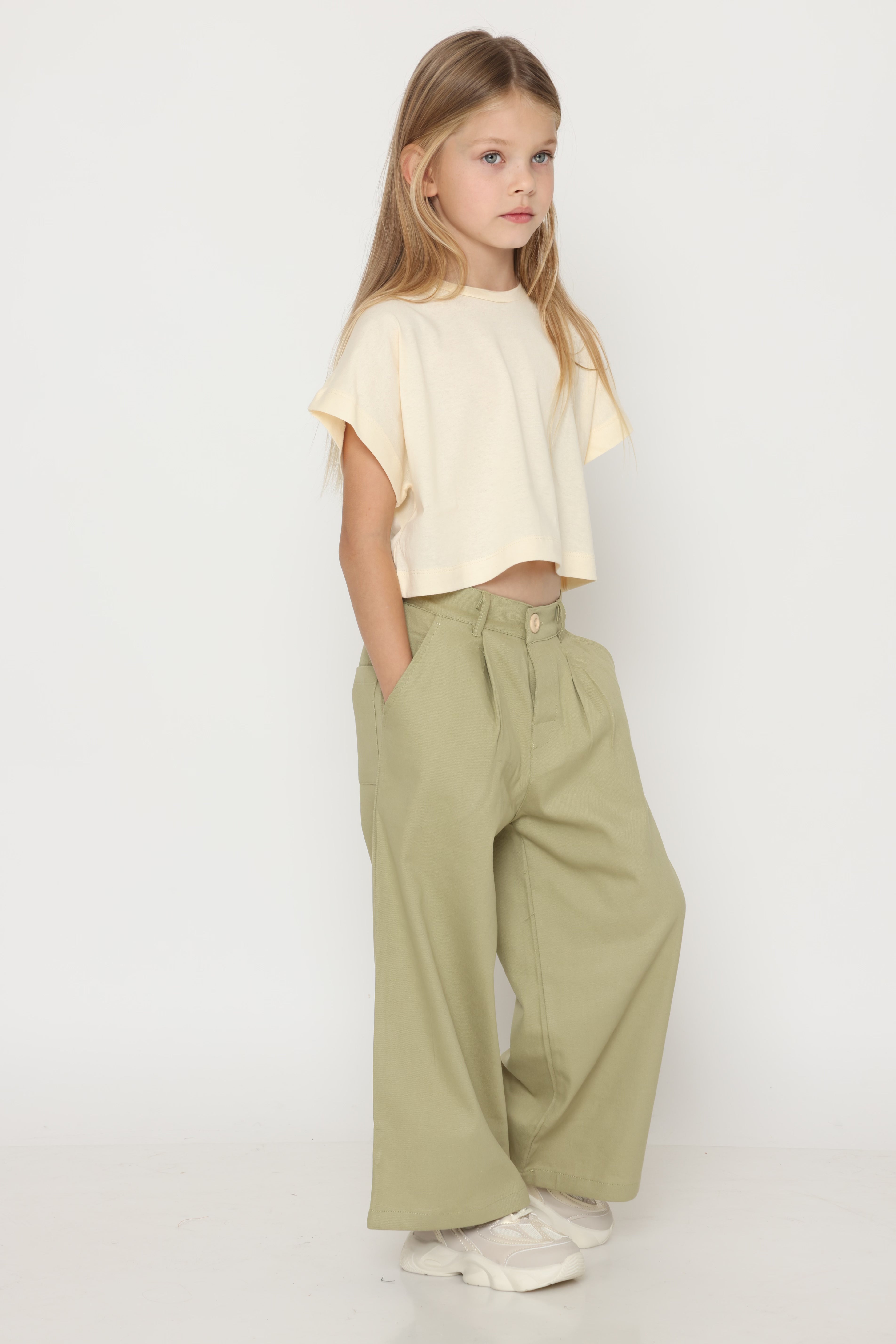 חולצת קרופ טופ - שמנת