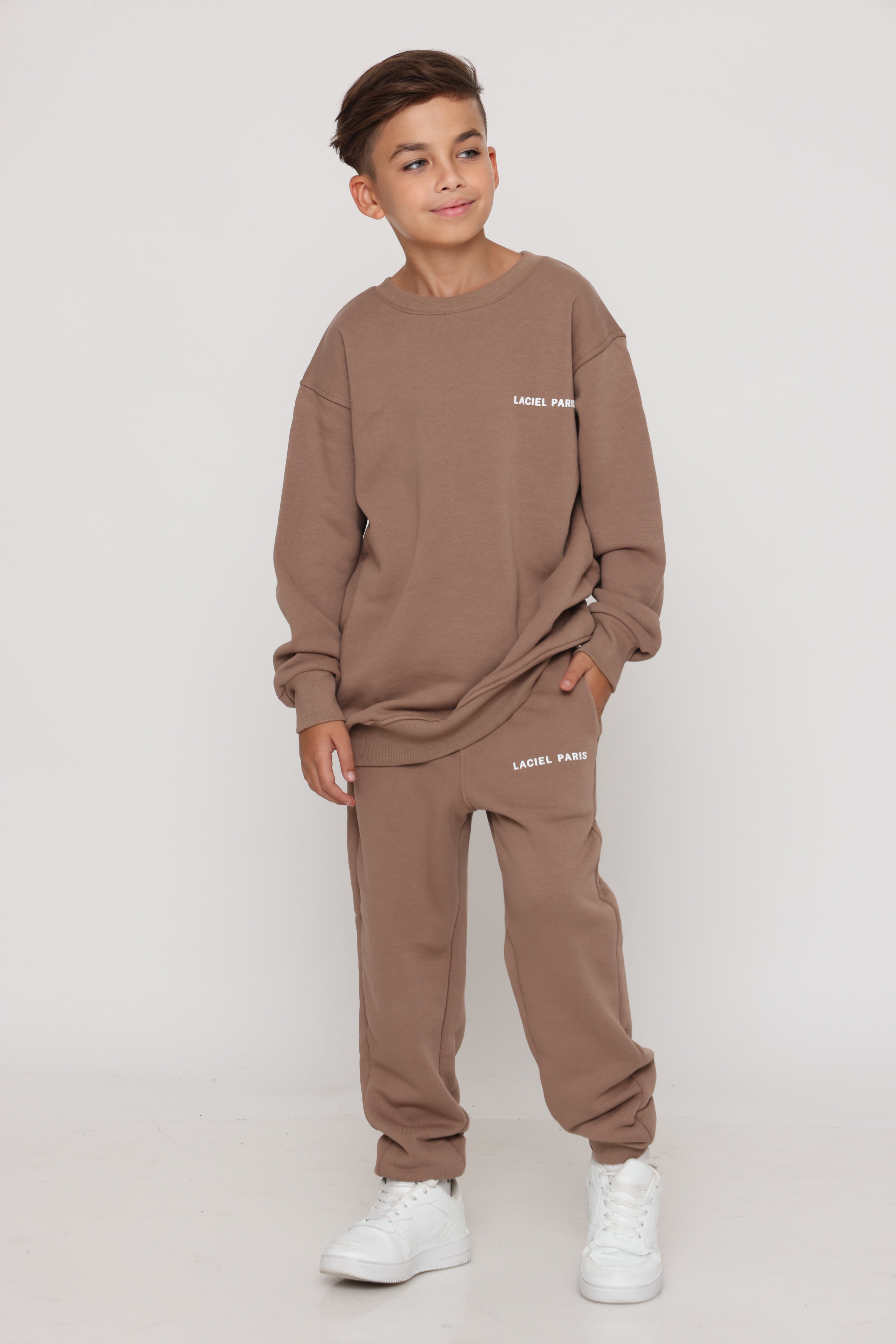 חליפת פוטר Laciel קלאסית בצבע חום טבעי לילד