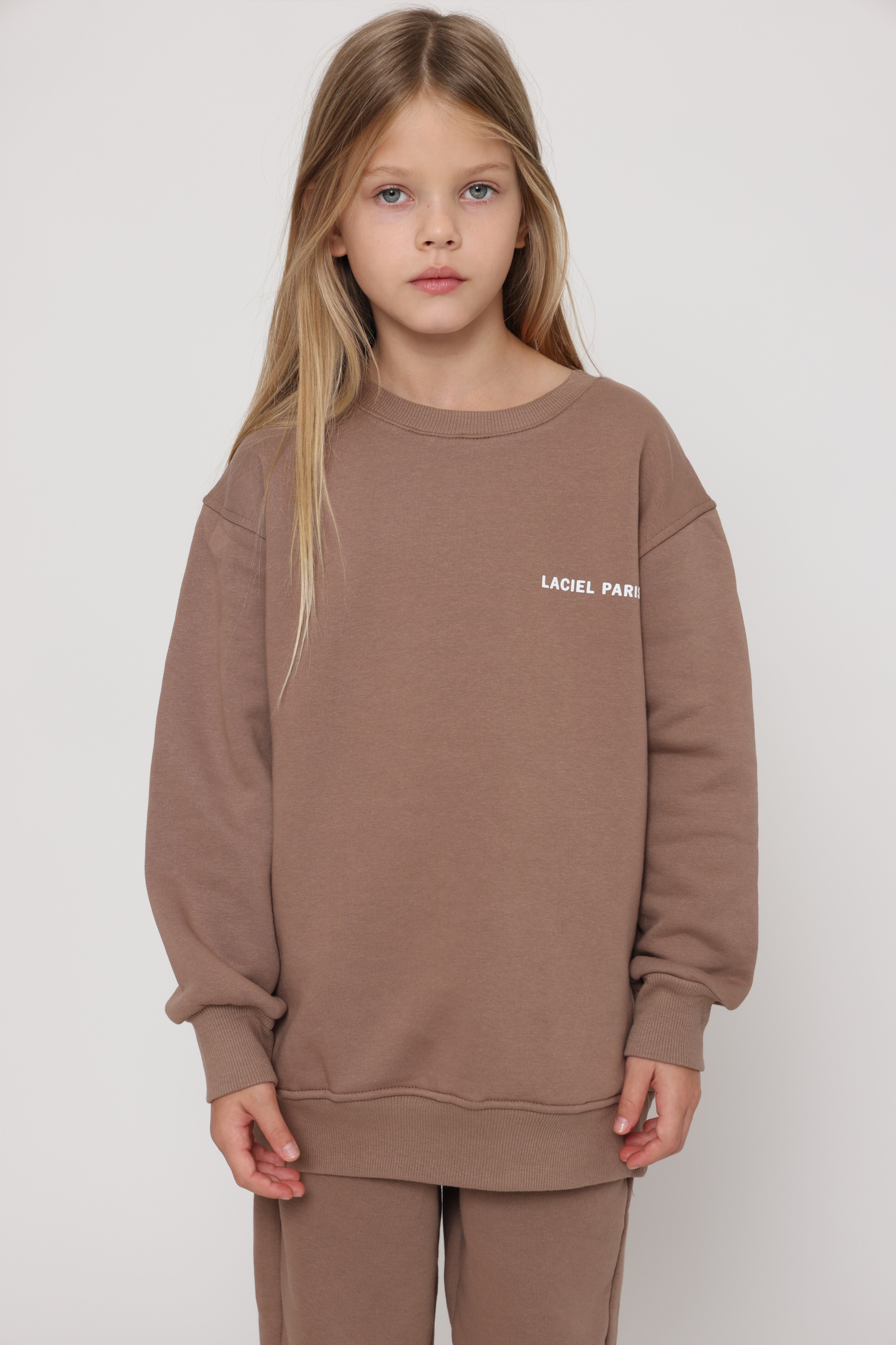 חליפת פוטר Laciel קלאסית בצבע חום טבעי לילדה