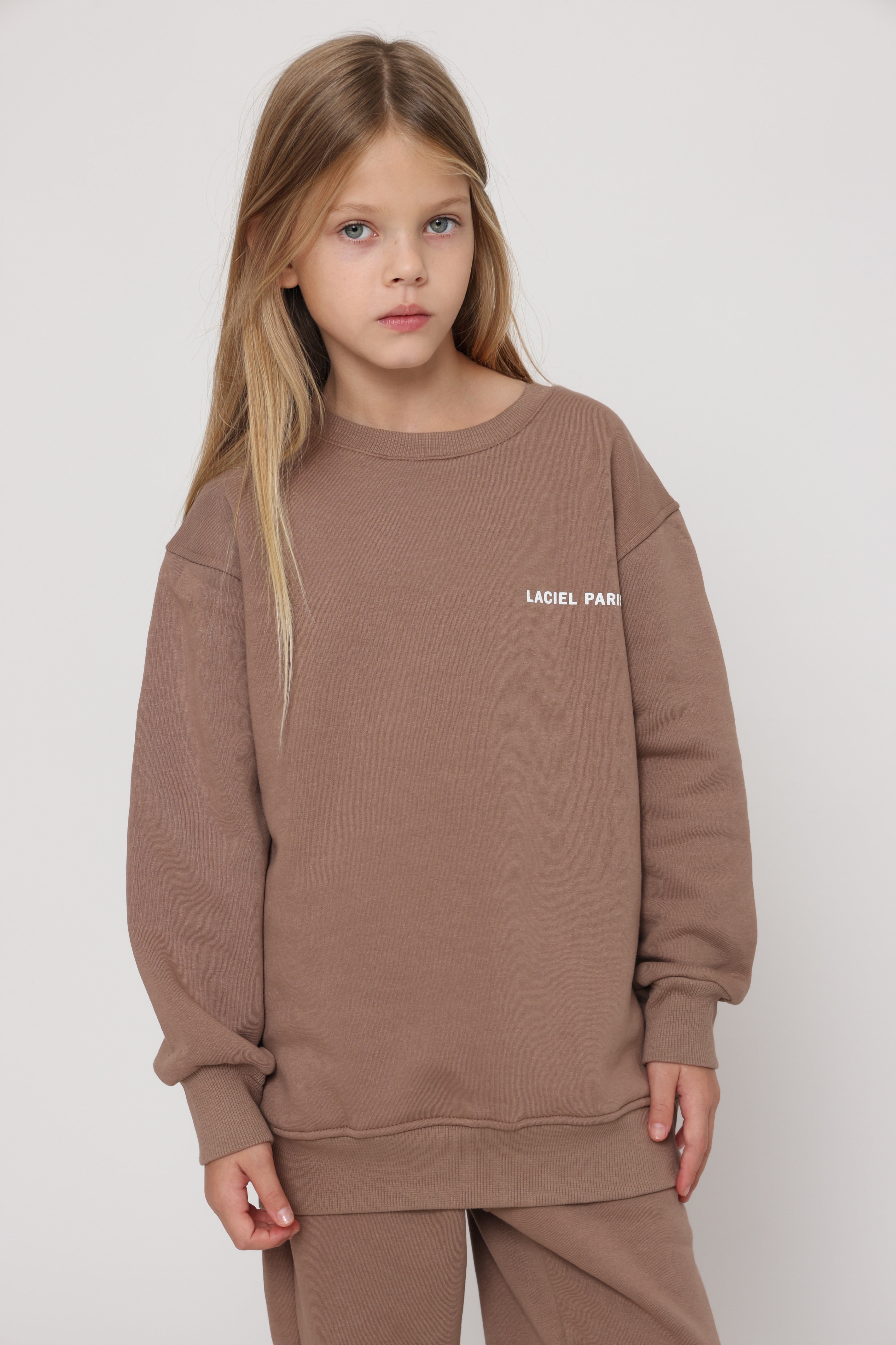 חליפת פוטר Laciel קלאסית בצבע חום טבעי לילדה