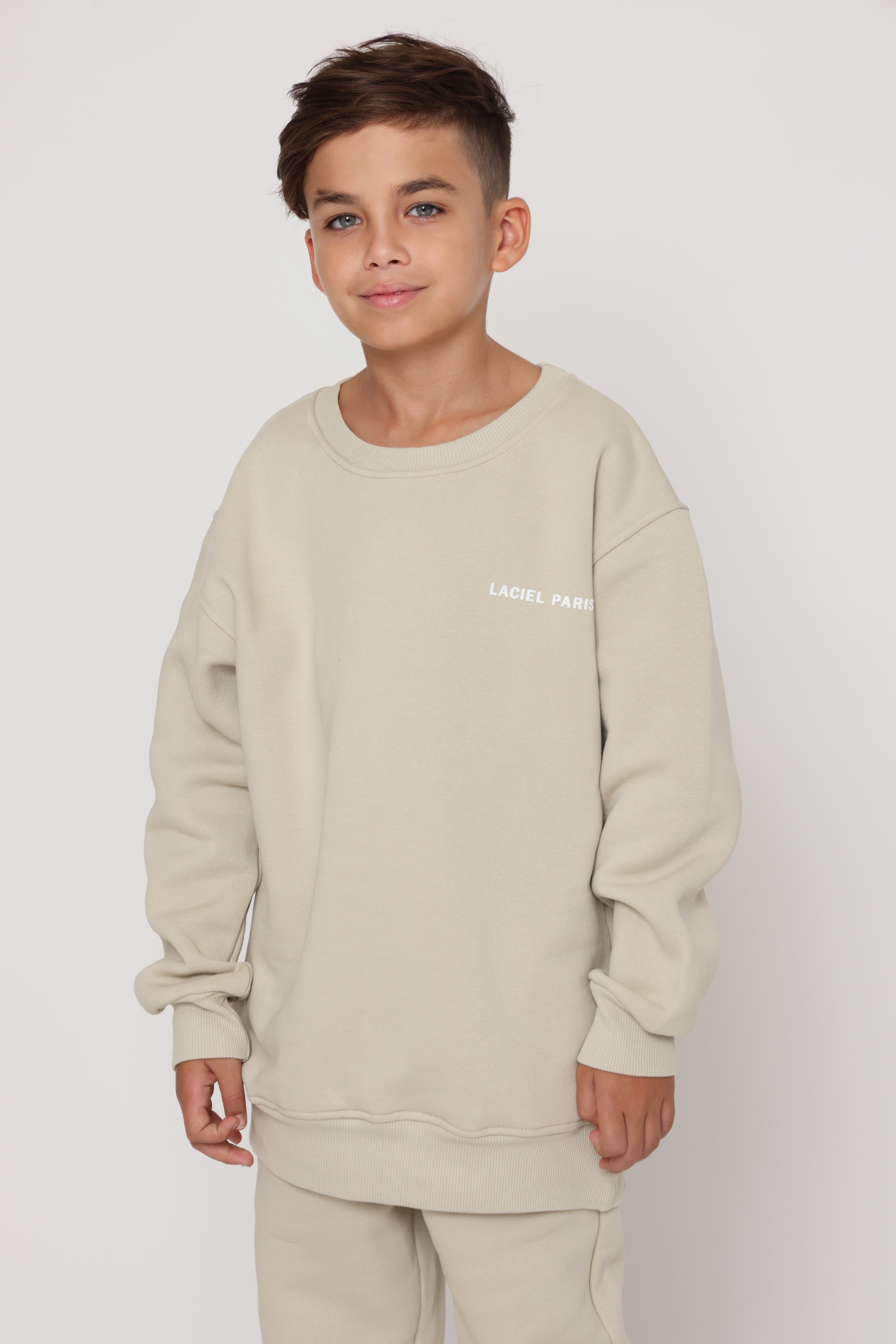 חליפת פוטר Laciel קלאסית בצבע שמנת לילד