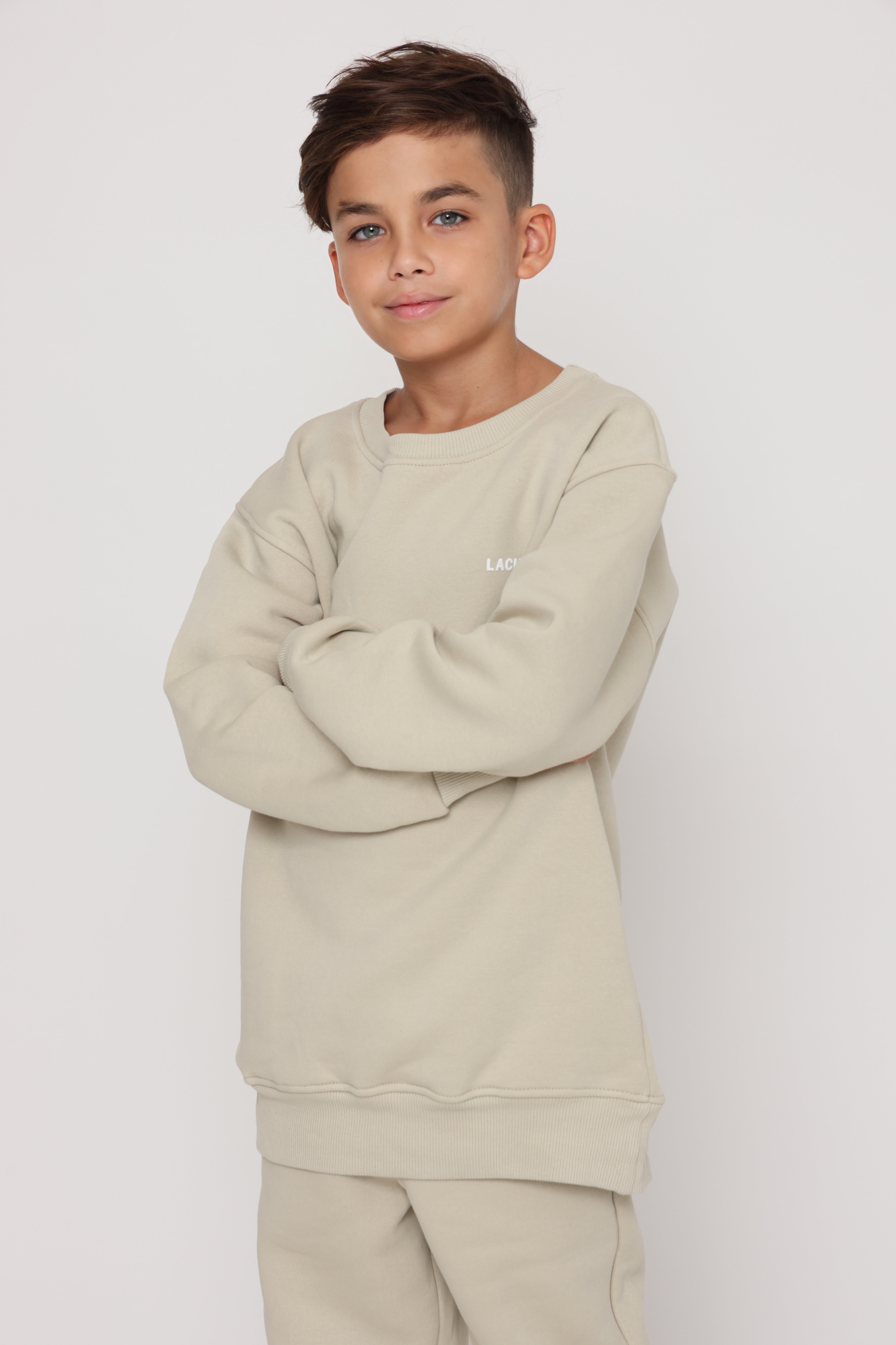 חליפת פוטר Laciel קלאסית בצבע שמנת לילד