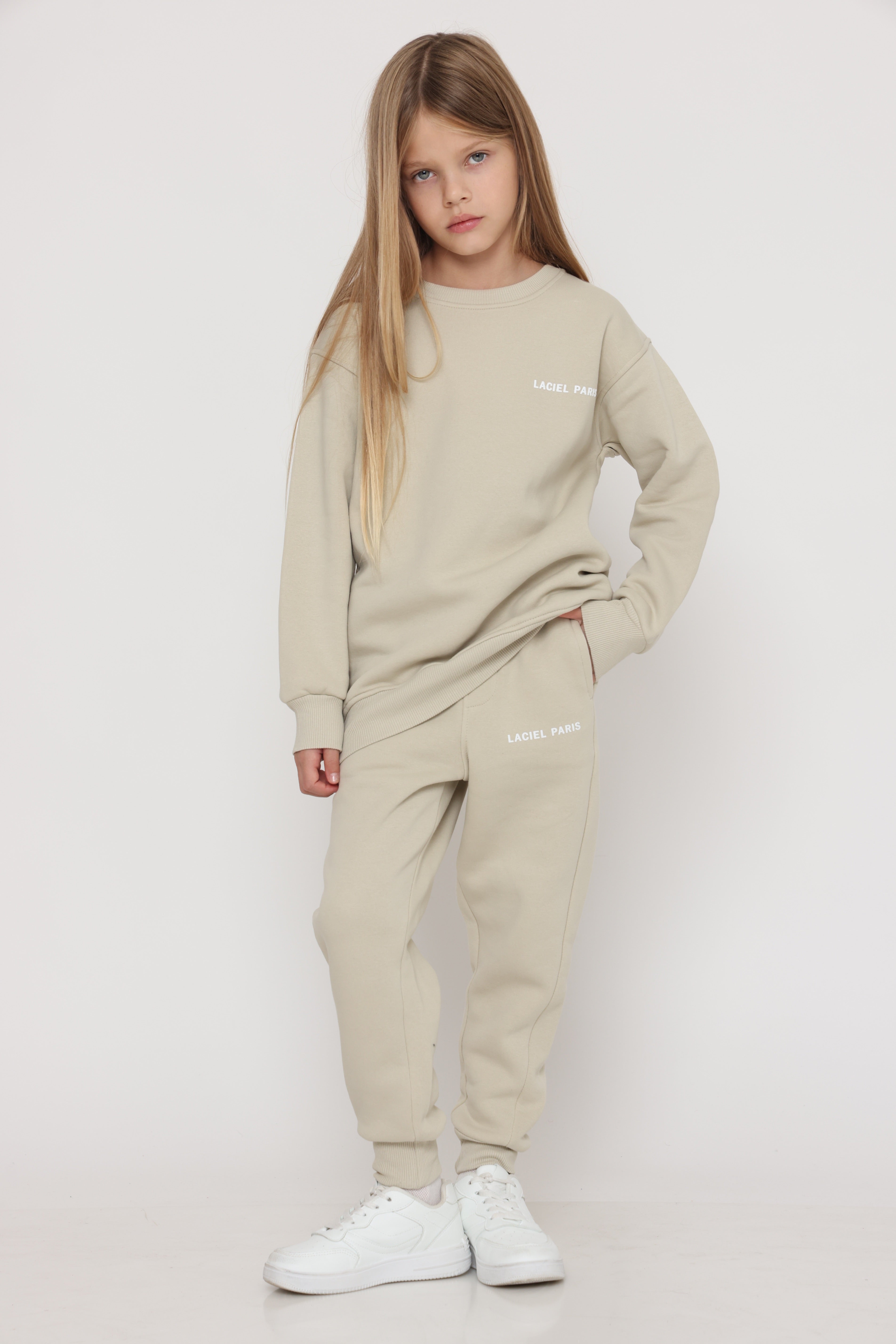 חליפת פוטר Laciel קלאסית בצבע שמנת לילדה