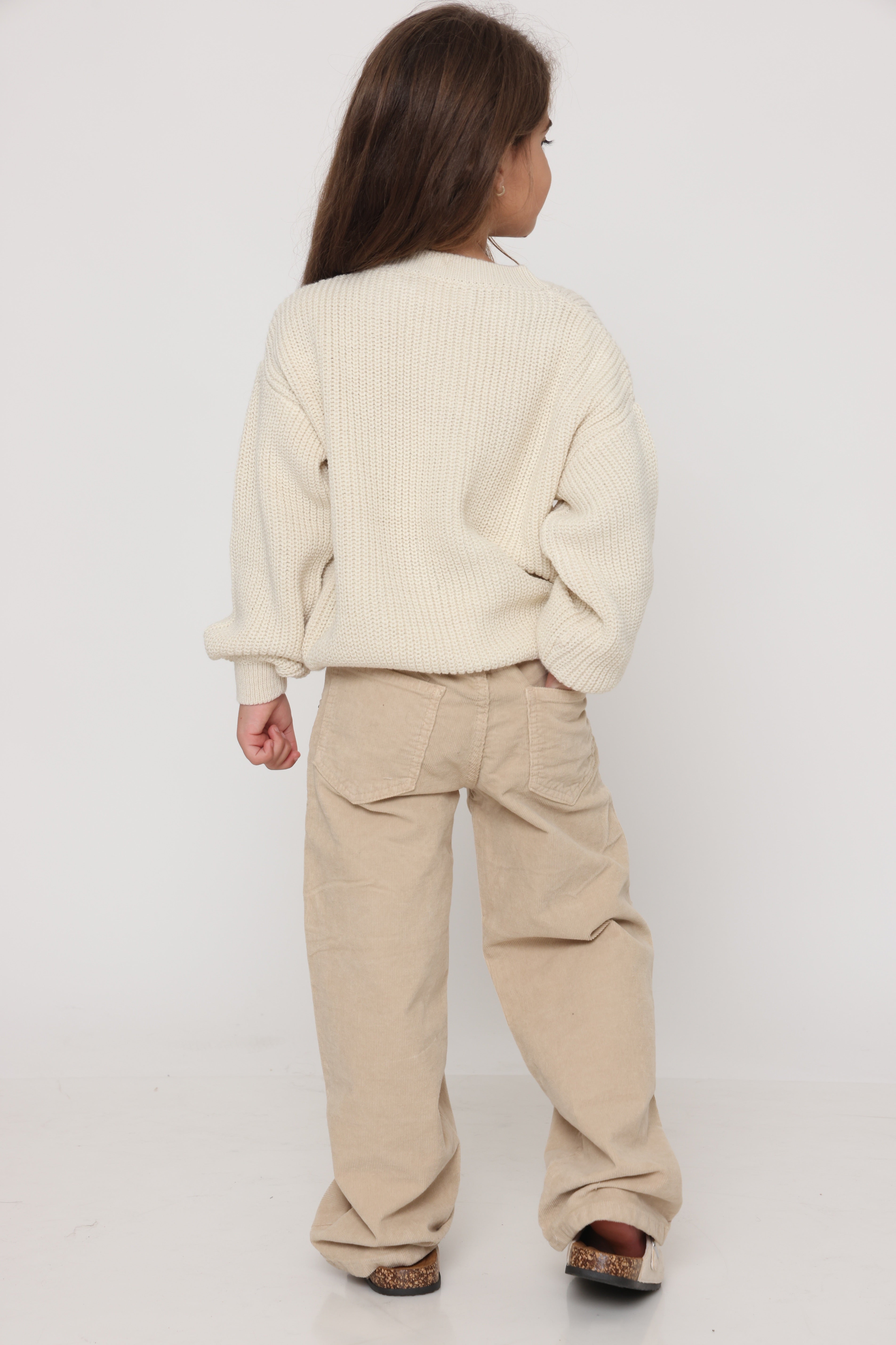 סוודר אוברסייז בגוון טבעי