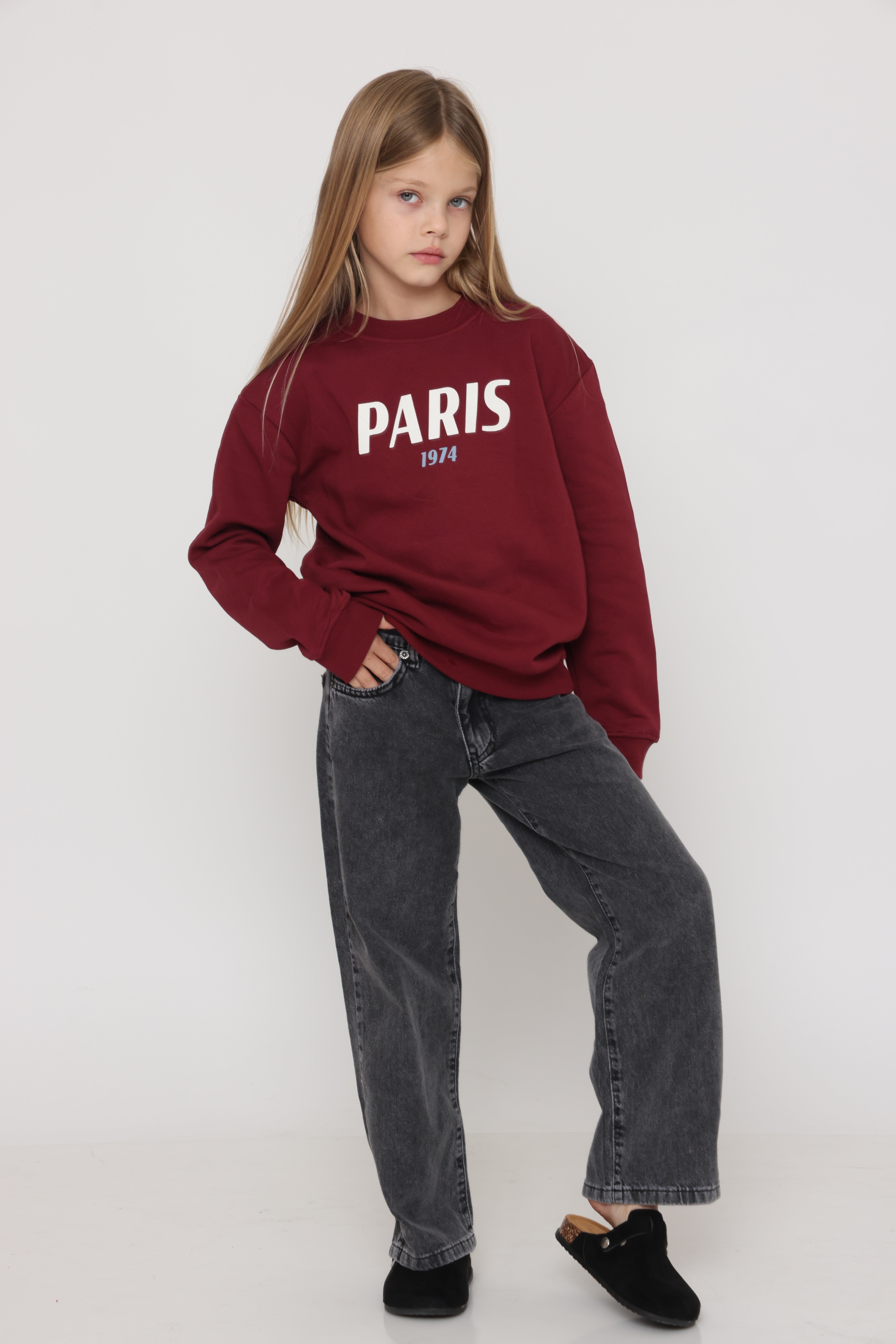 חולצת סווטשירט Paris בצבע בורדו