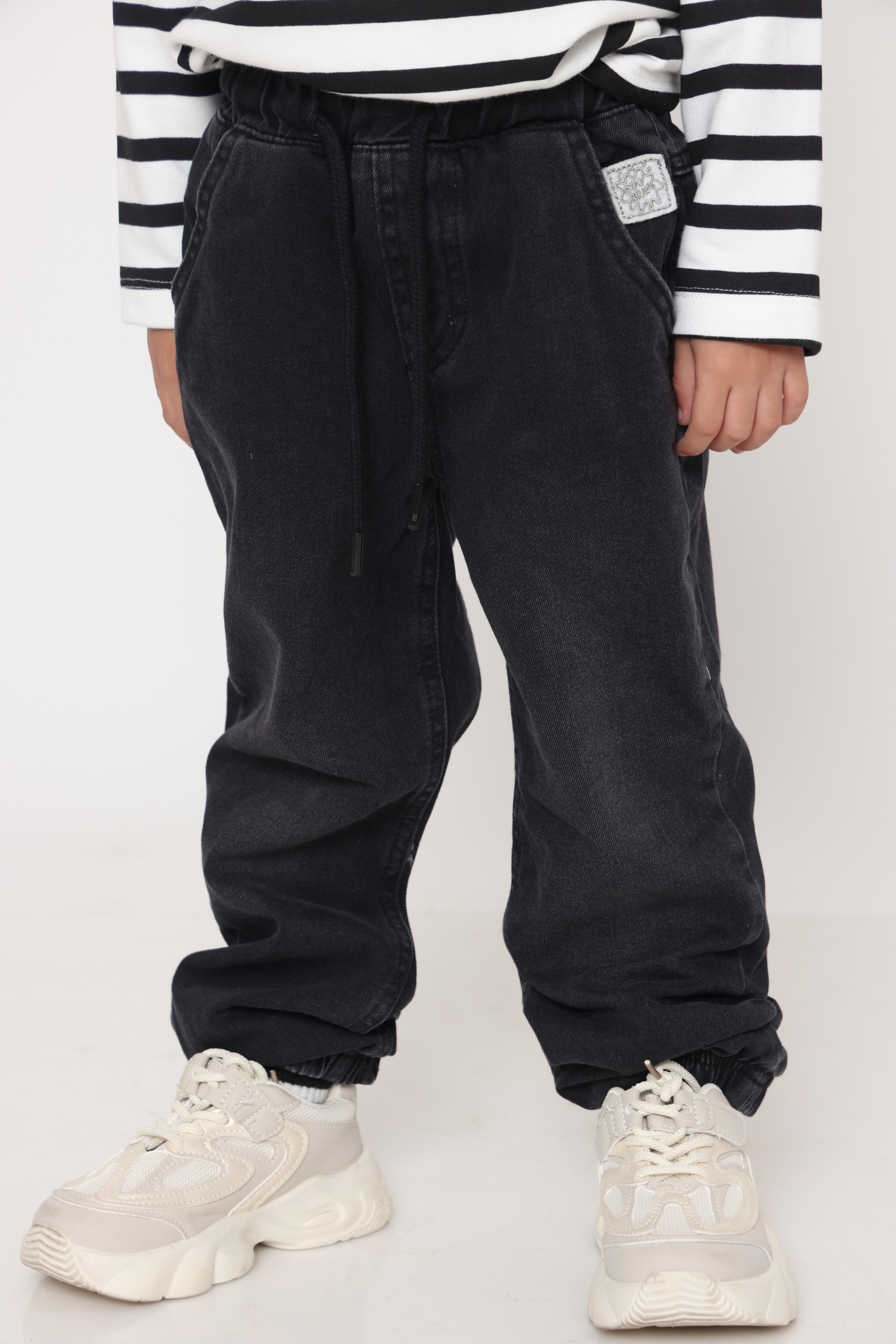 מכנס ג׳וג גינס שחור