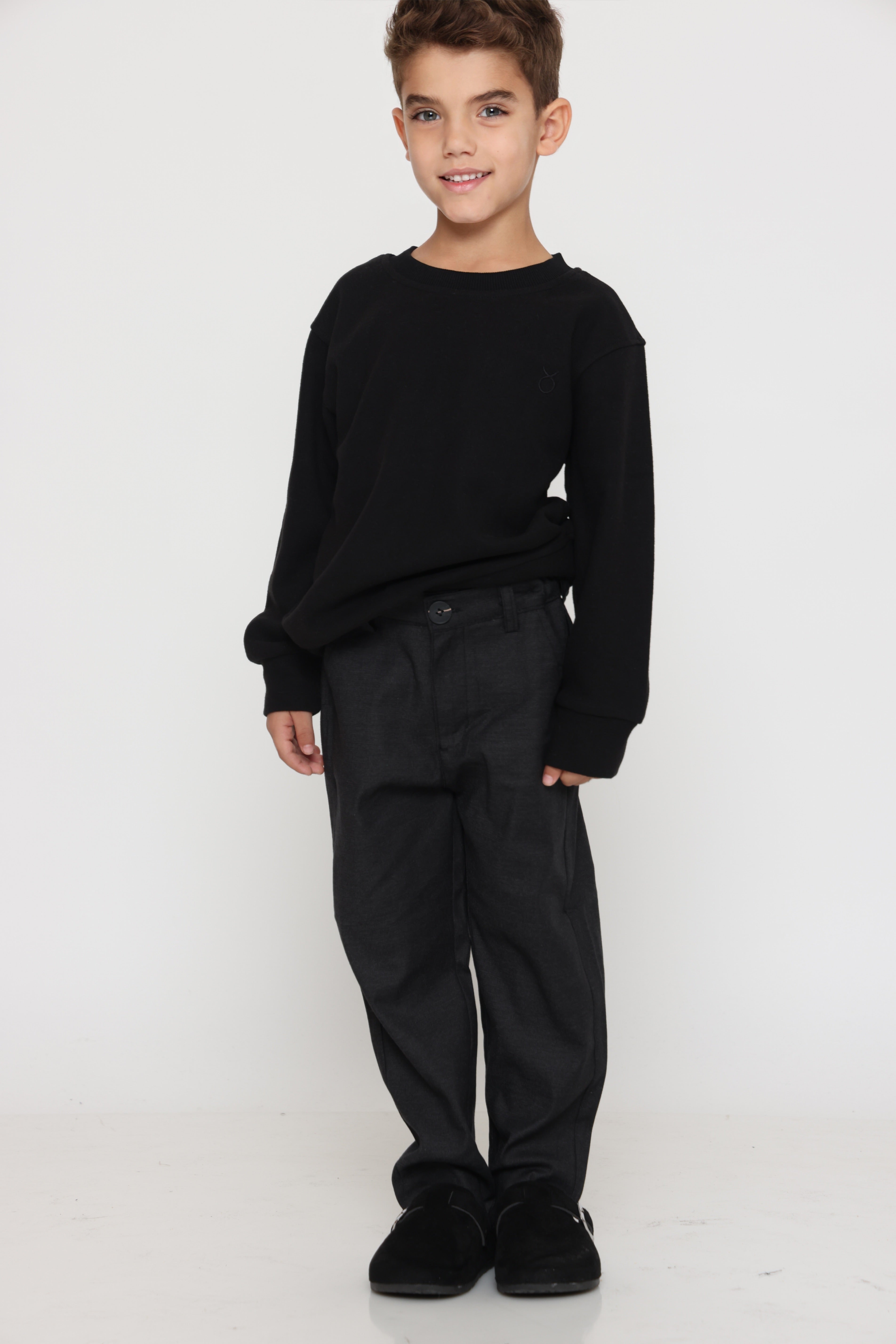 סווטשירט קלאסי צווארון עגול - שחור