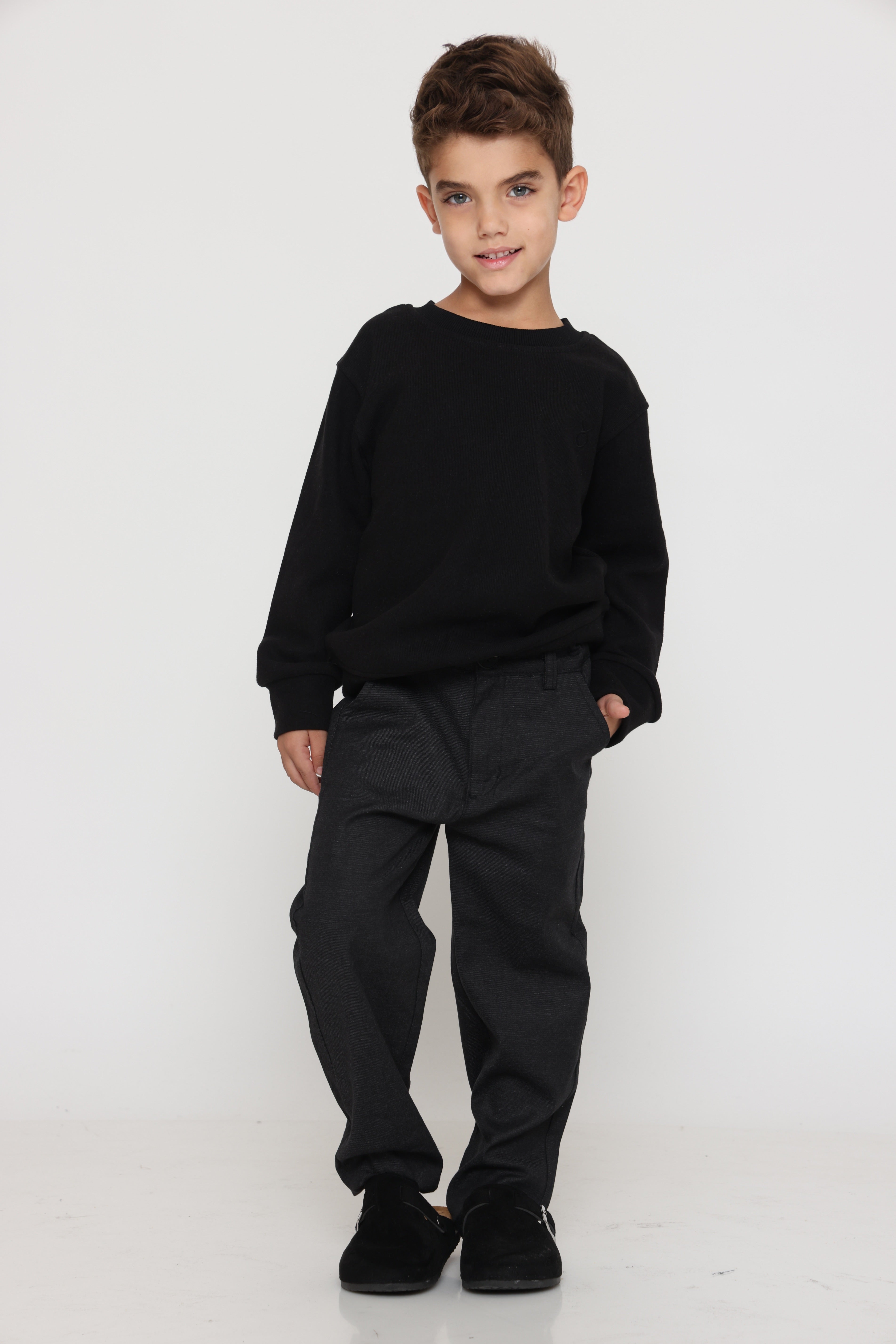 סווטשירט קלאסי צווארון עגול - שחור