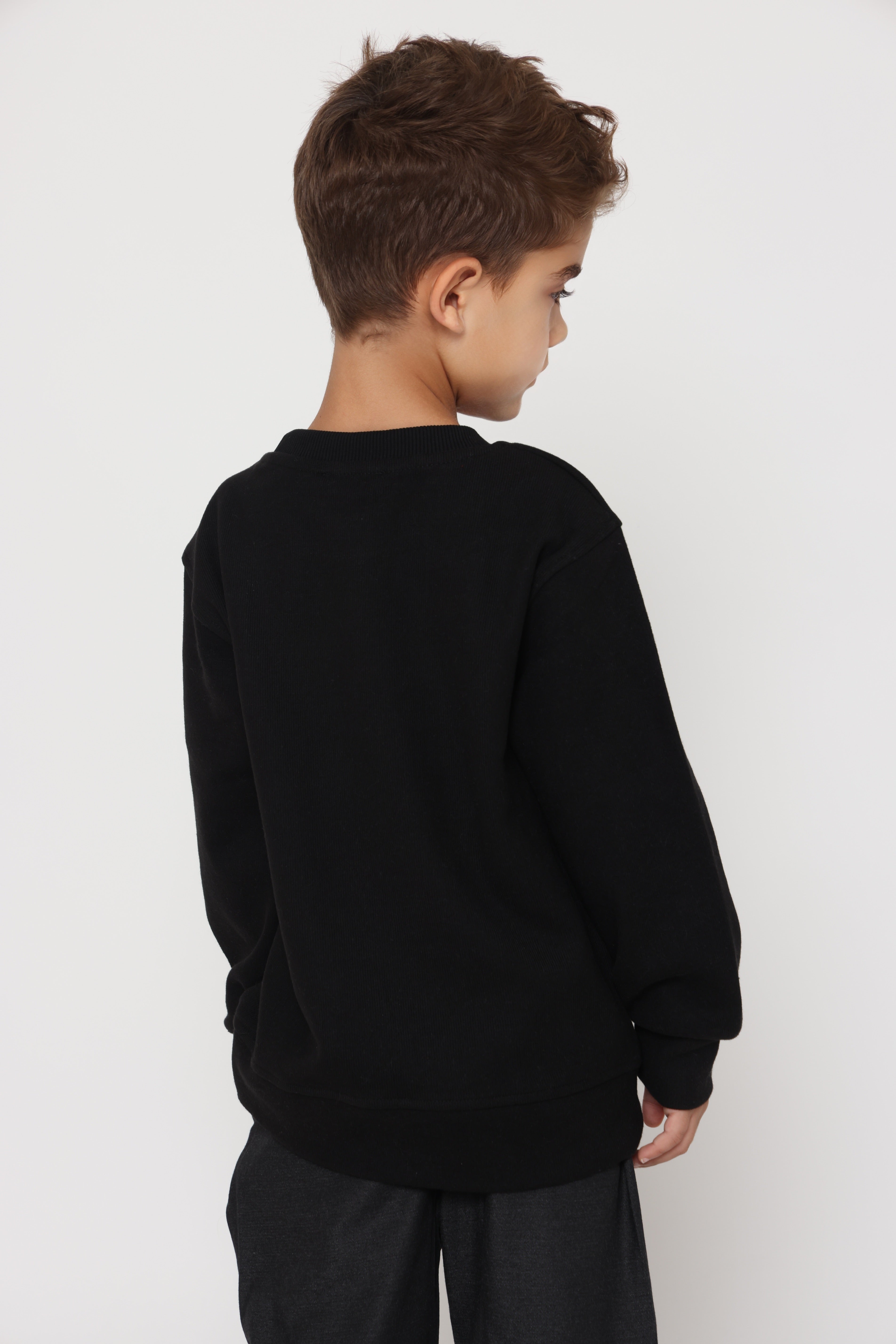 סווטשירט קלאסי צווארון עגול - שחור