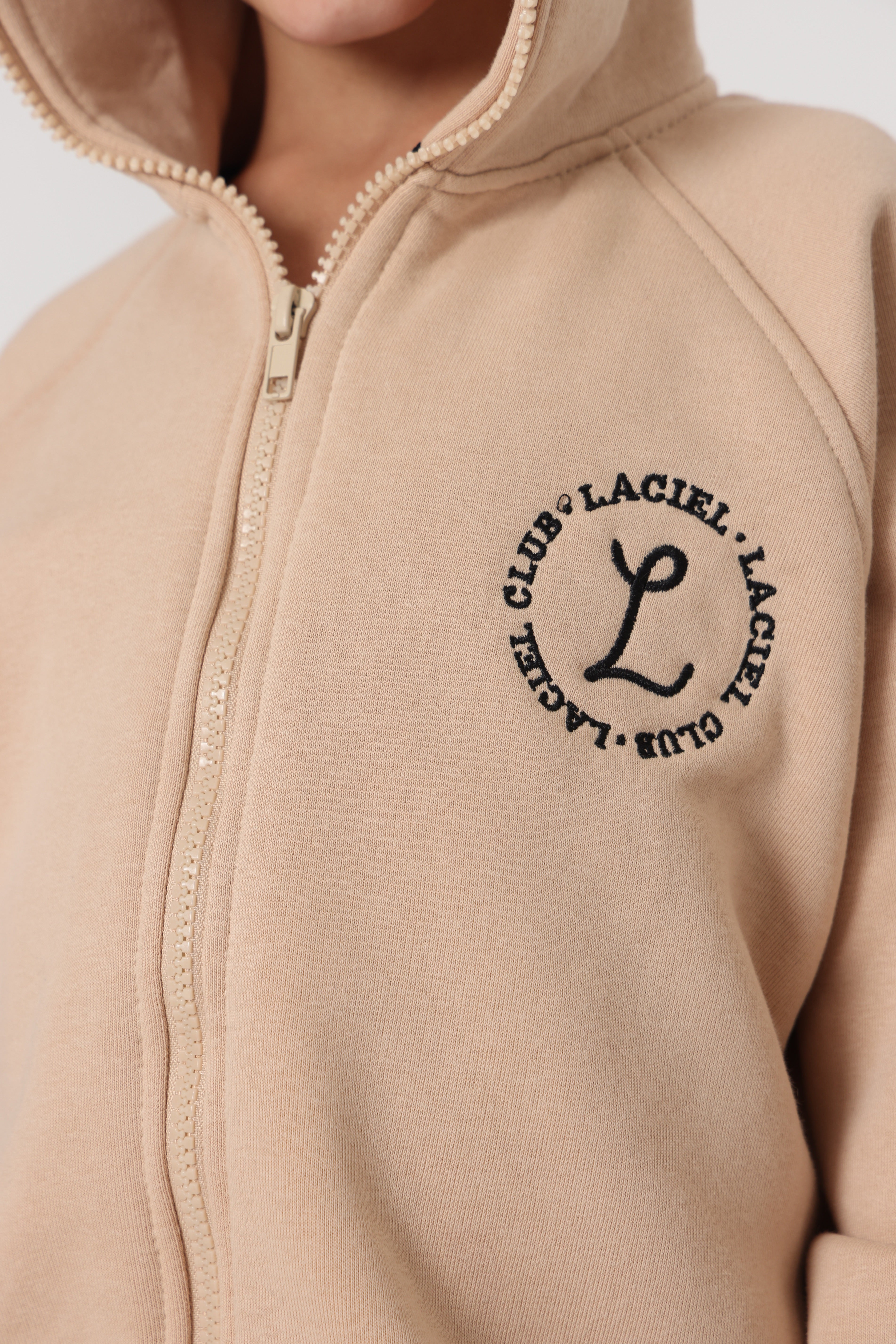 חליפת טרנינג laciel - טאן