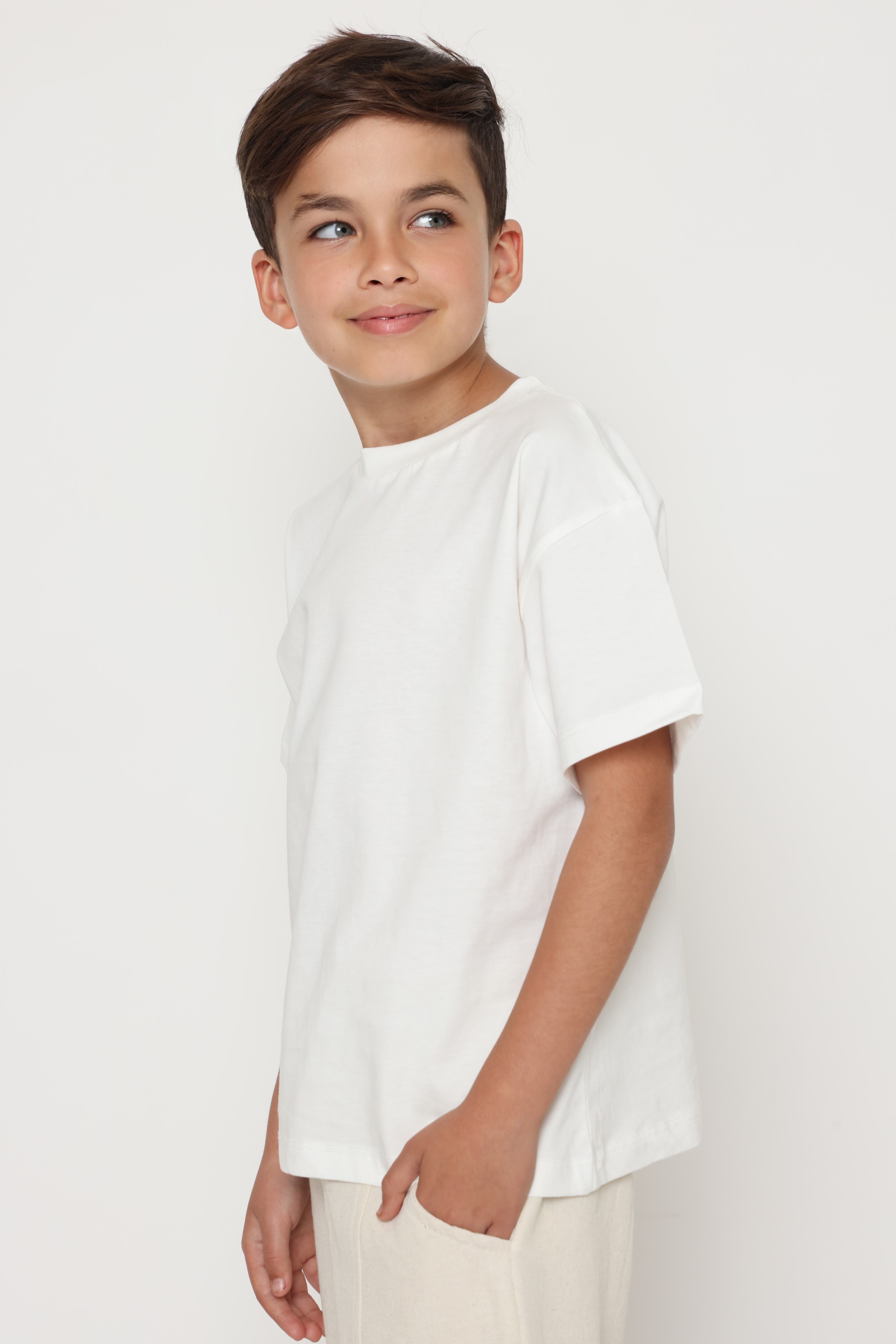 טי-שרט קצרה - לבנה