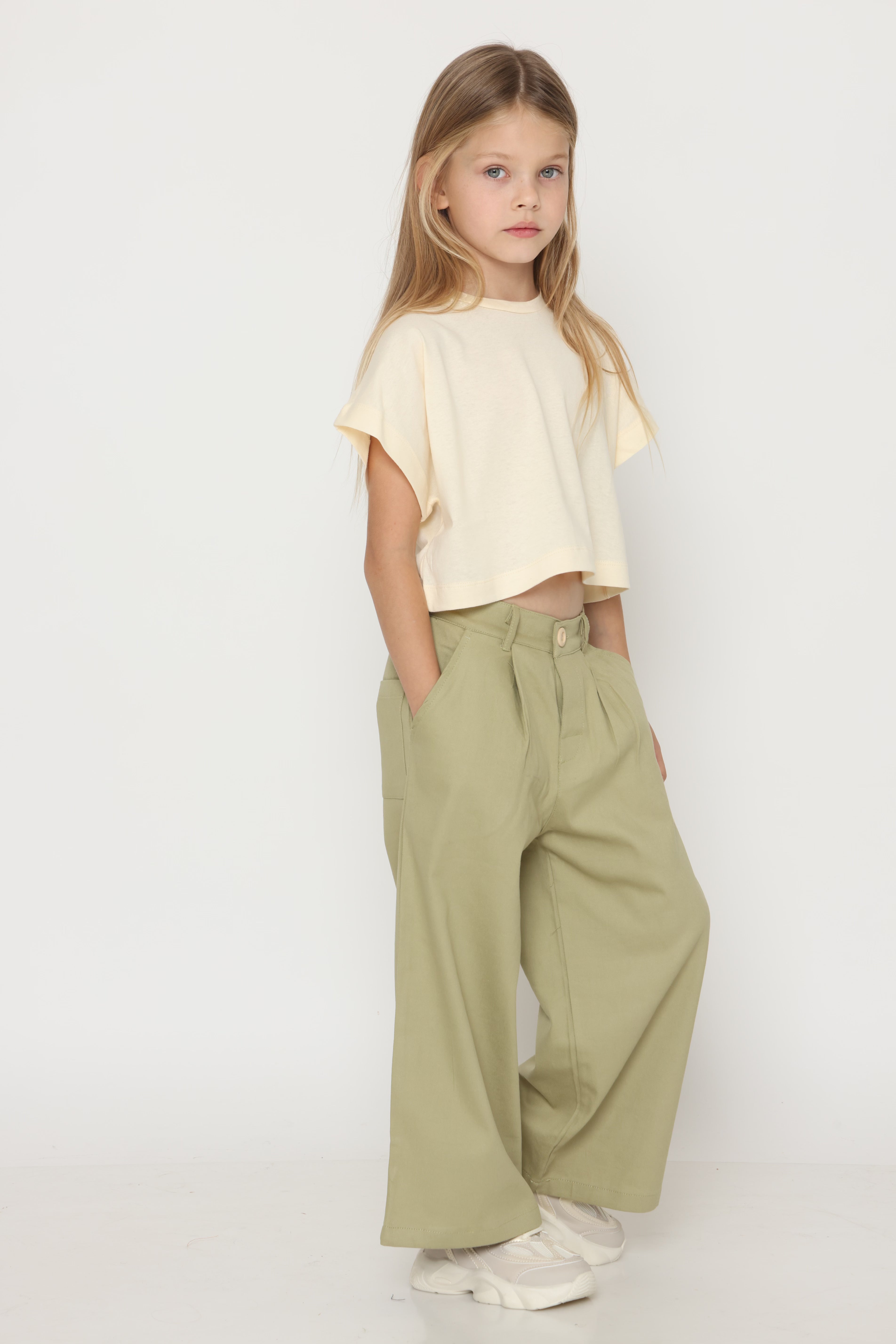 חולצת קרופ טופ - שמנת