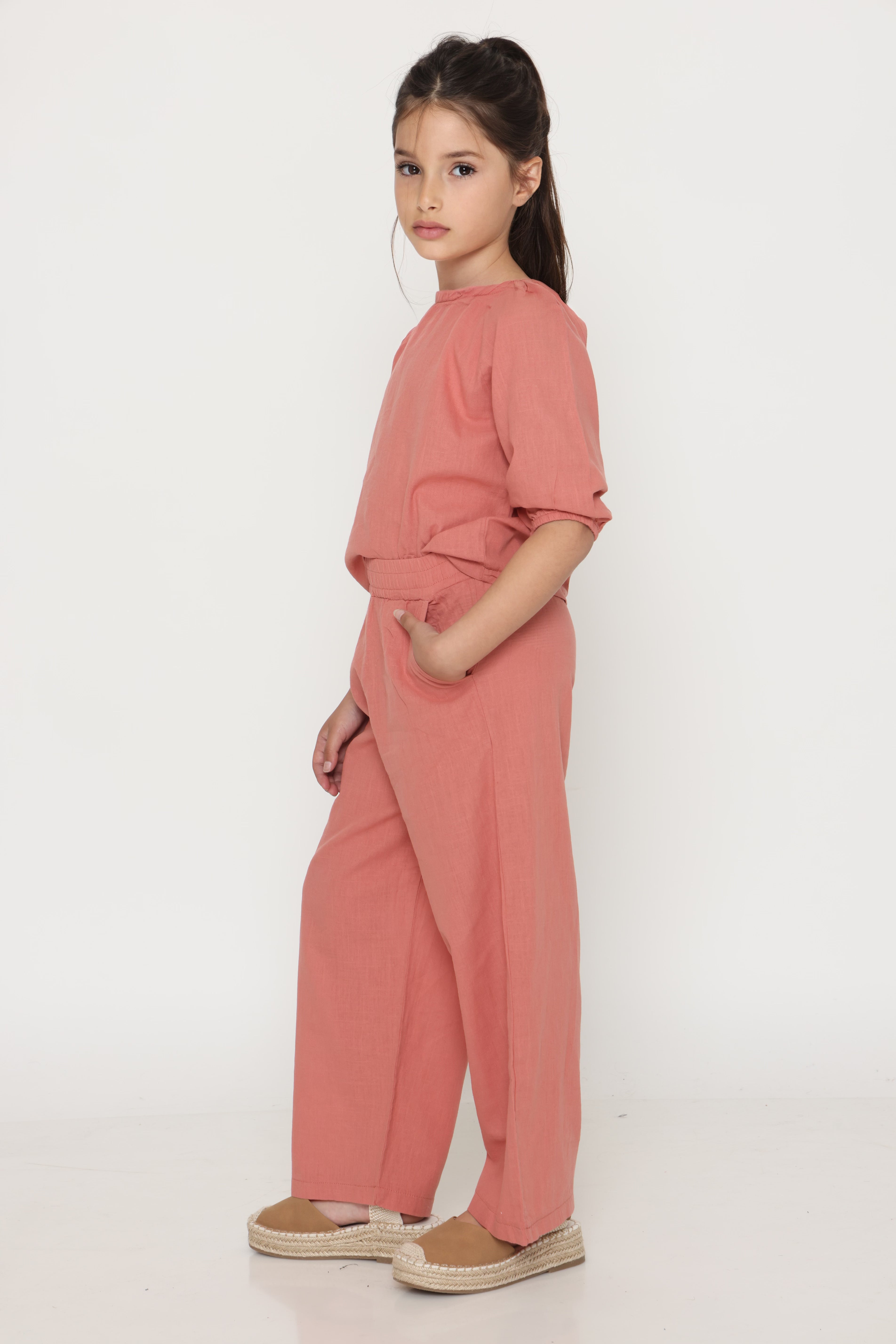 חליפת פשתן בצבע - ורוד