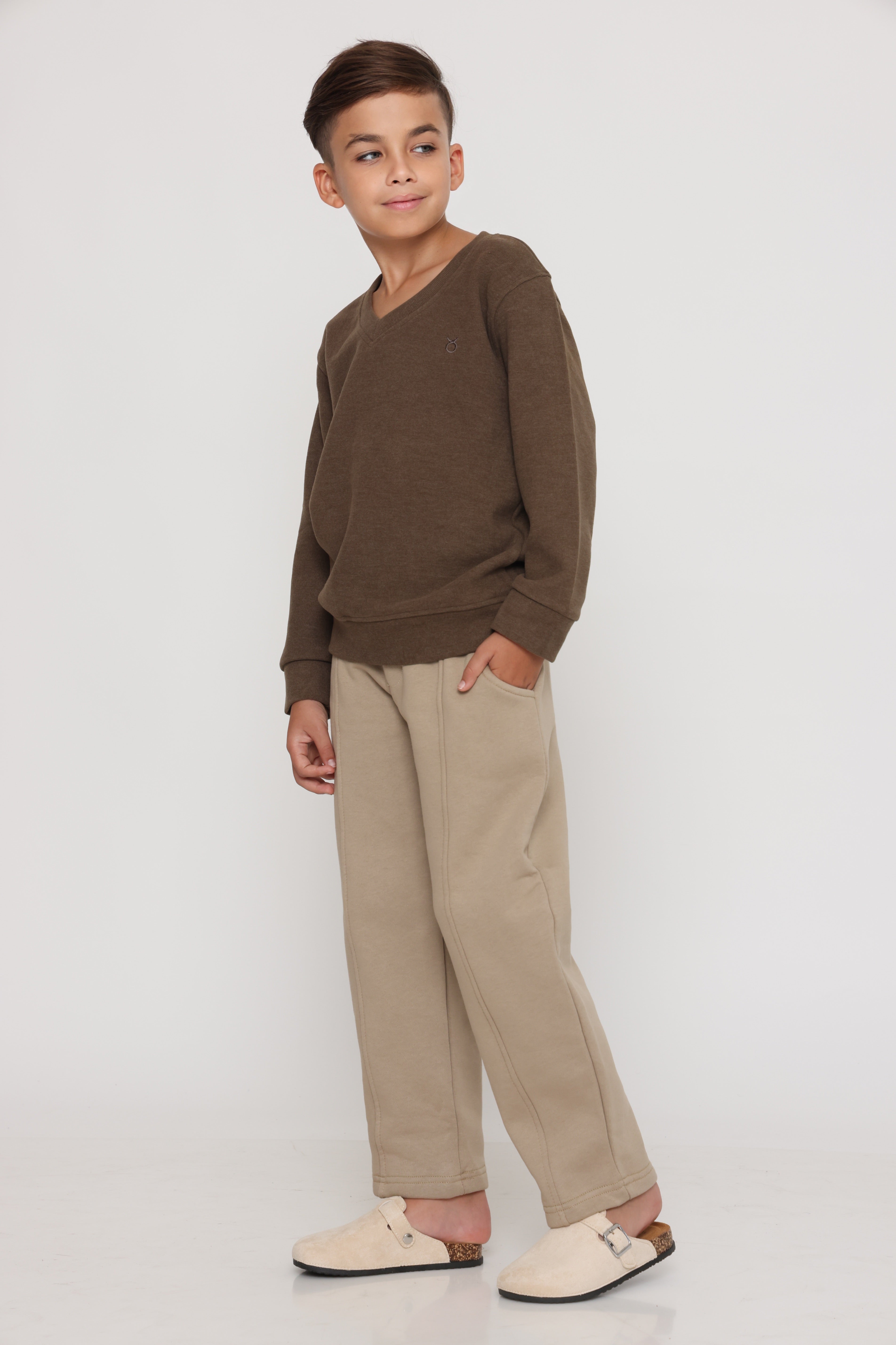 סווטשירט v קלאסי - חום