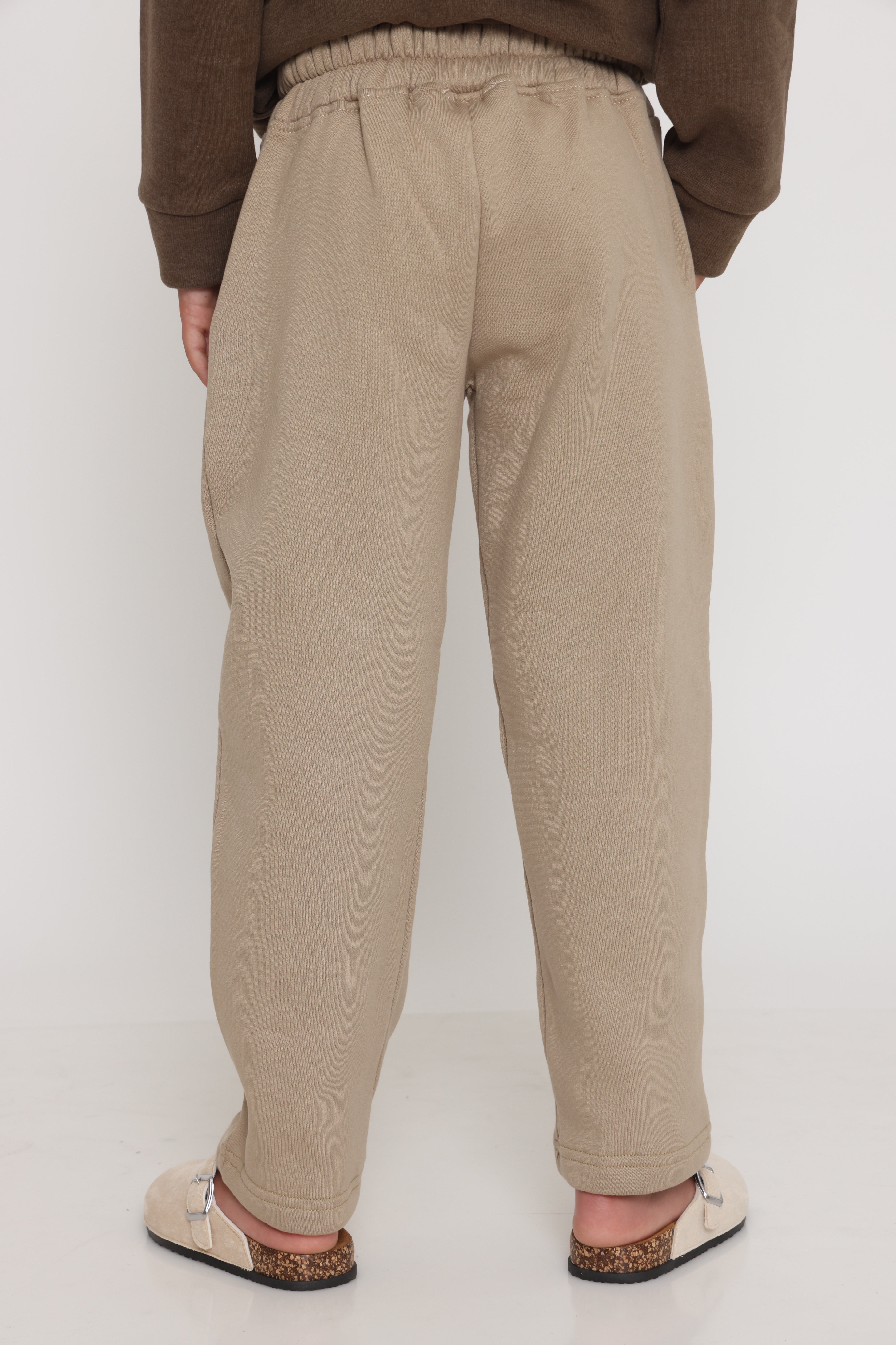 סווטשירט v קלאסי - חום