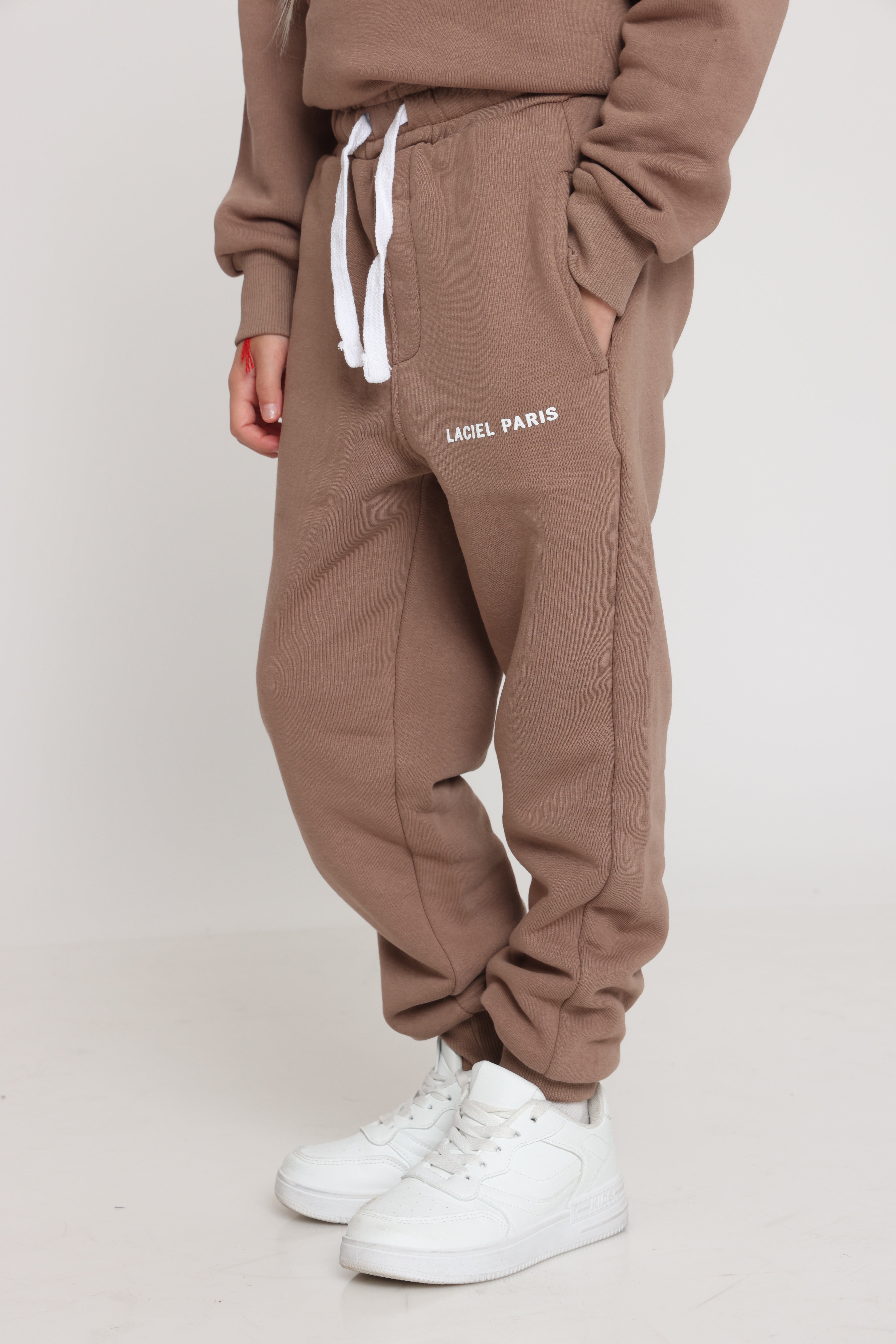 חליפת פוטר Laciel קלאסית בצבע חום טבעי לילדה