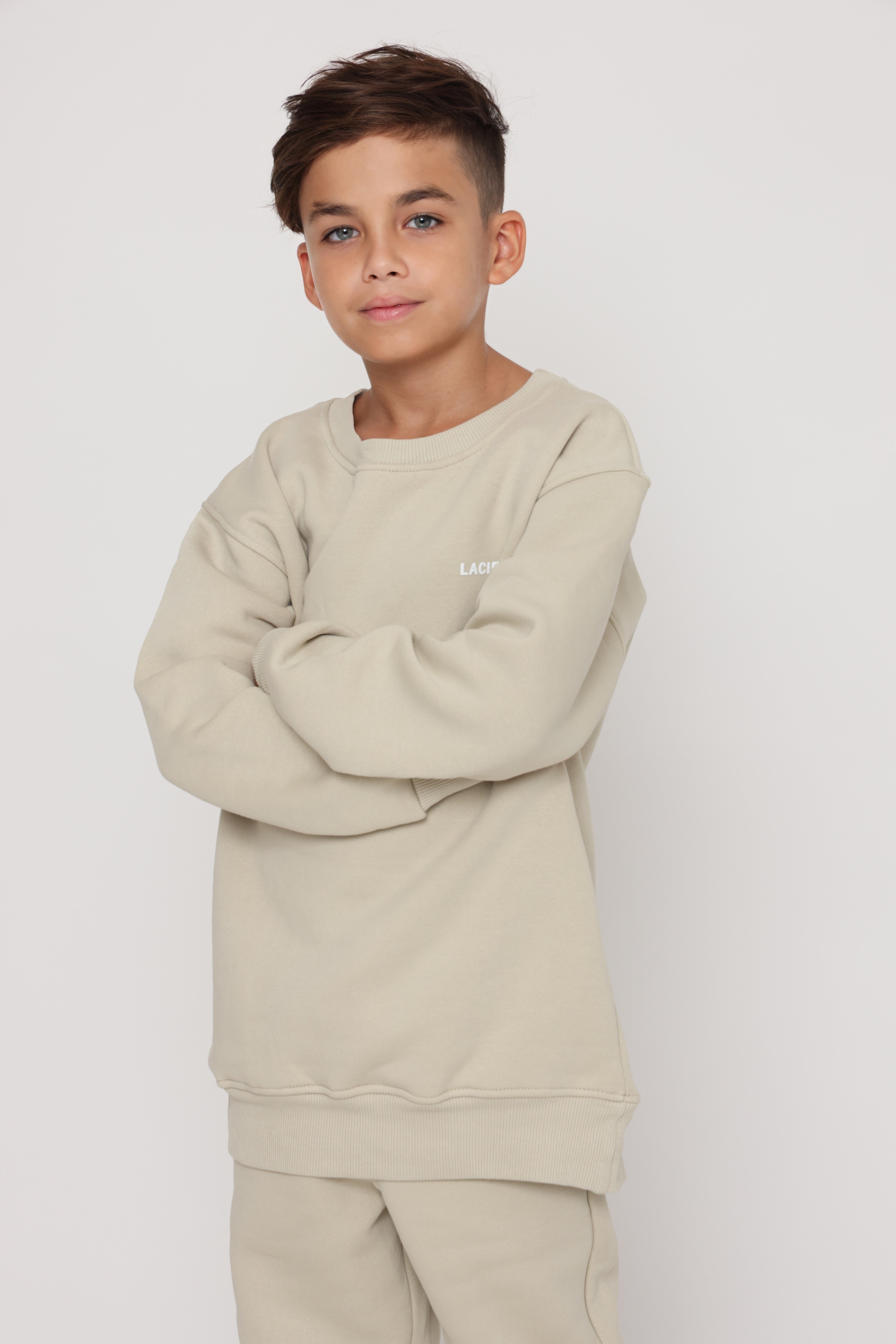 חליפת פוטר Laciel קלאסית בצבע שמנת לילד