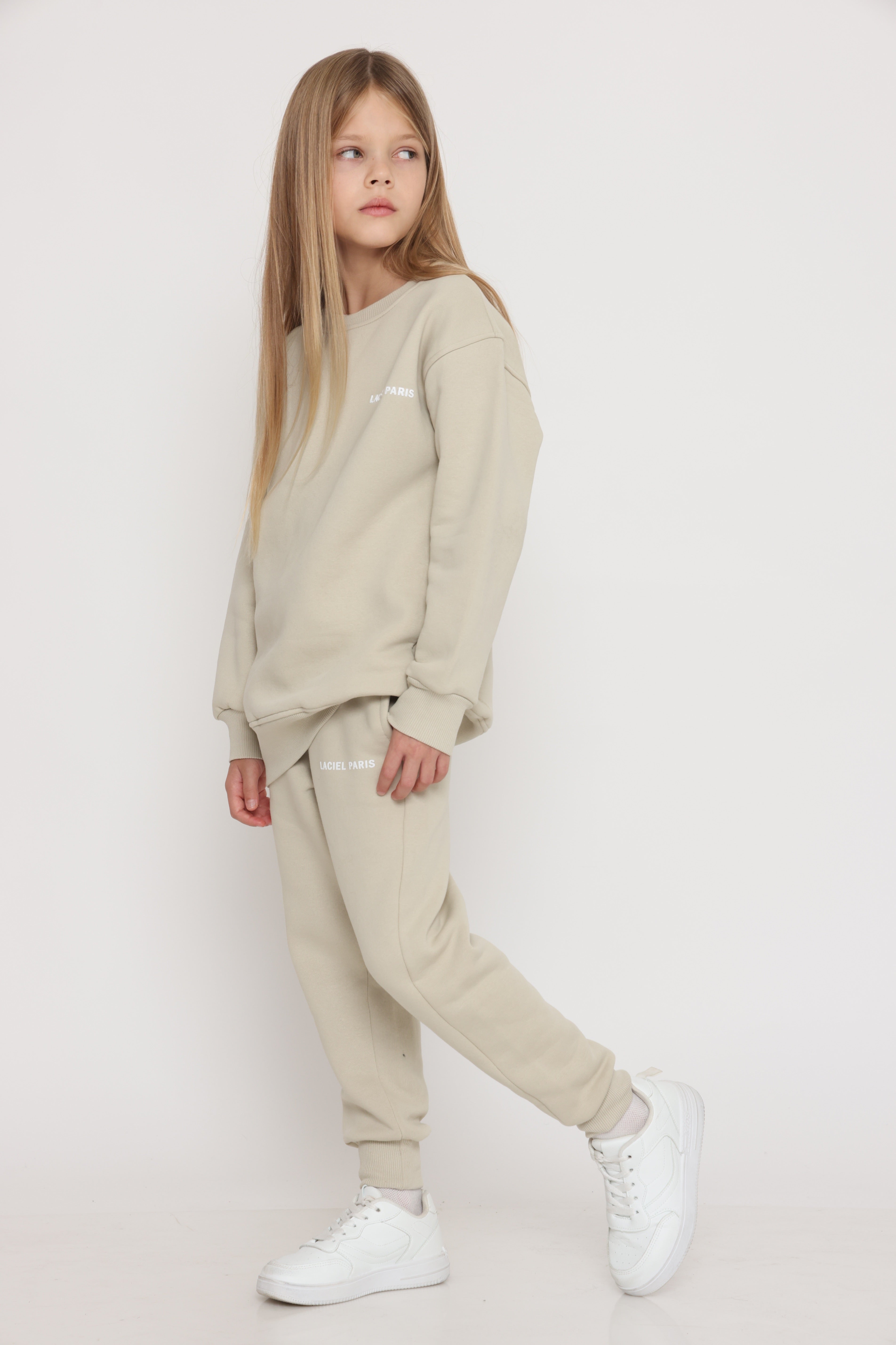 חליפת פוטר Laciel קלאסית בצבע שמנת לילדה