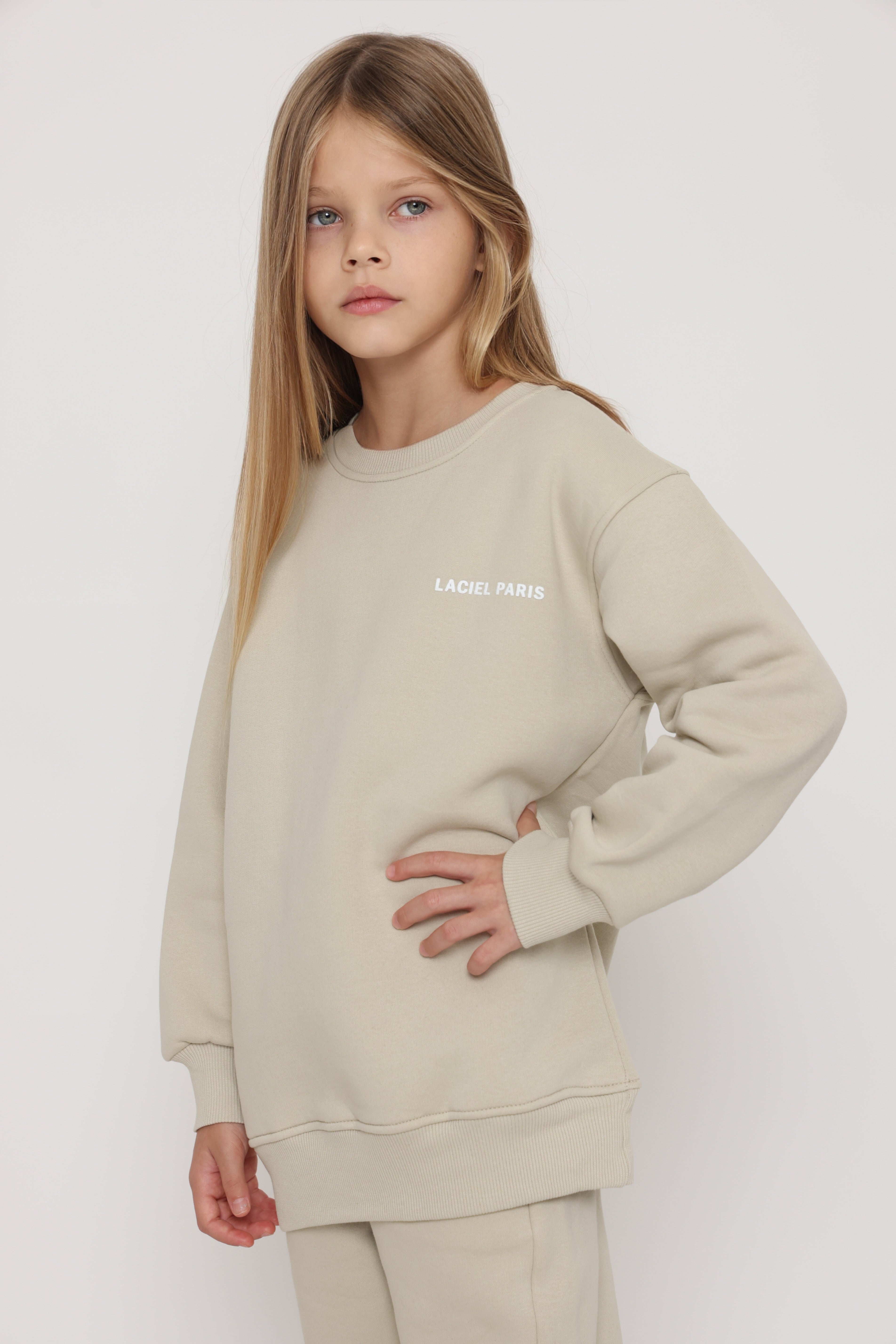 חליפת פוטר Laciel קלאסית בצבע שמנת לילדה