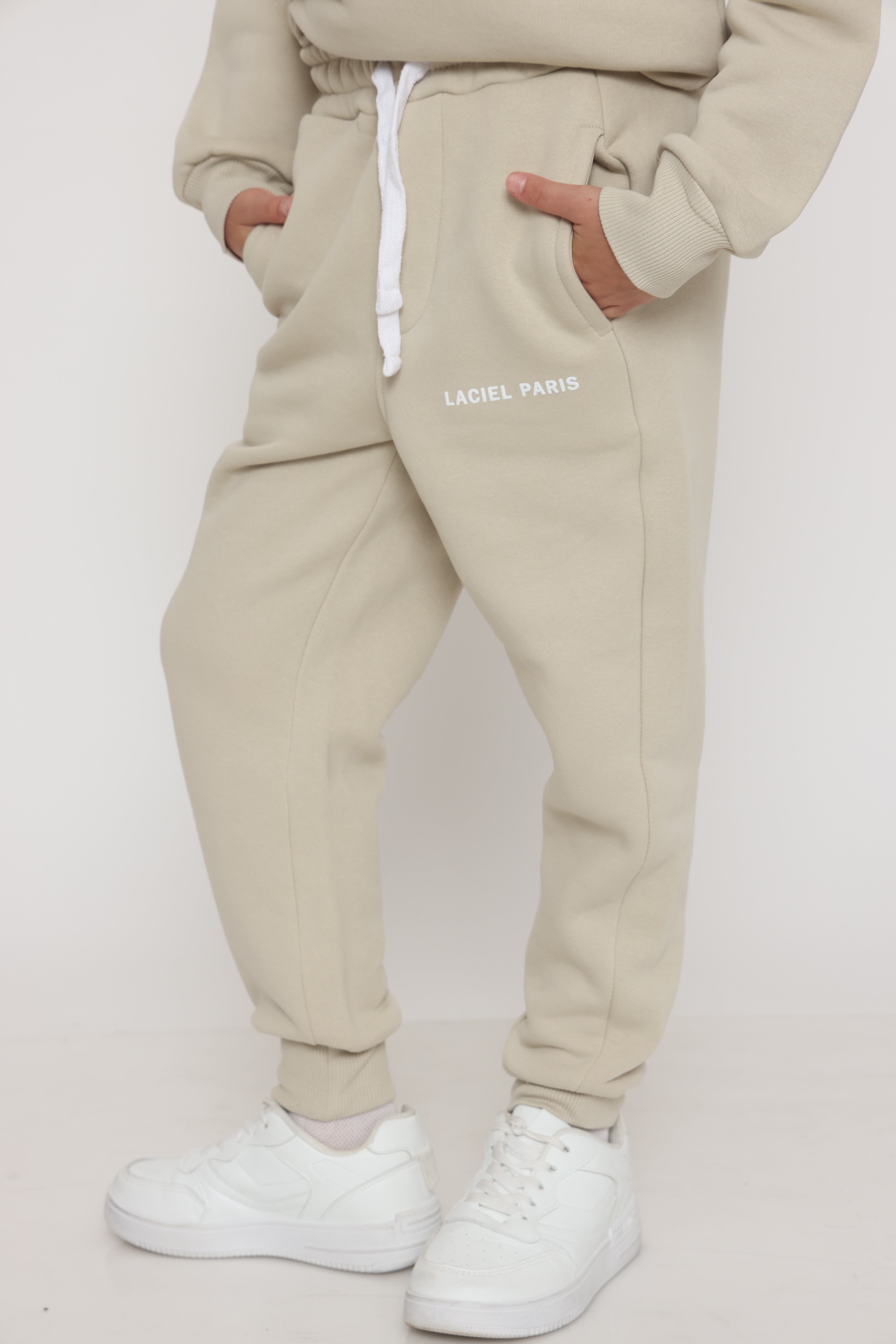 חליפת פוטר Laciel קלאסית בצבע שמנת לילדה