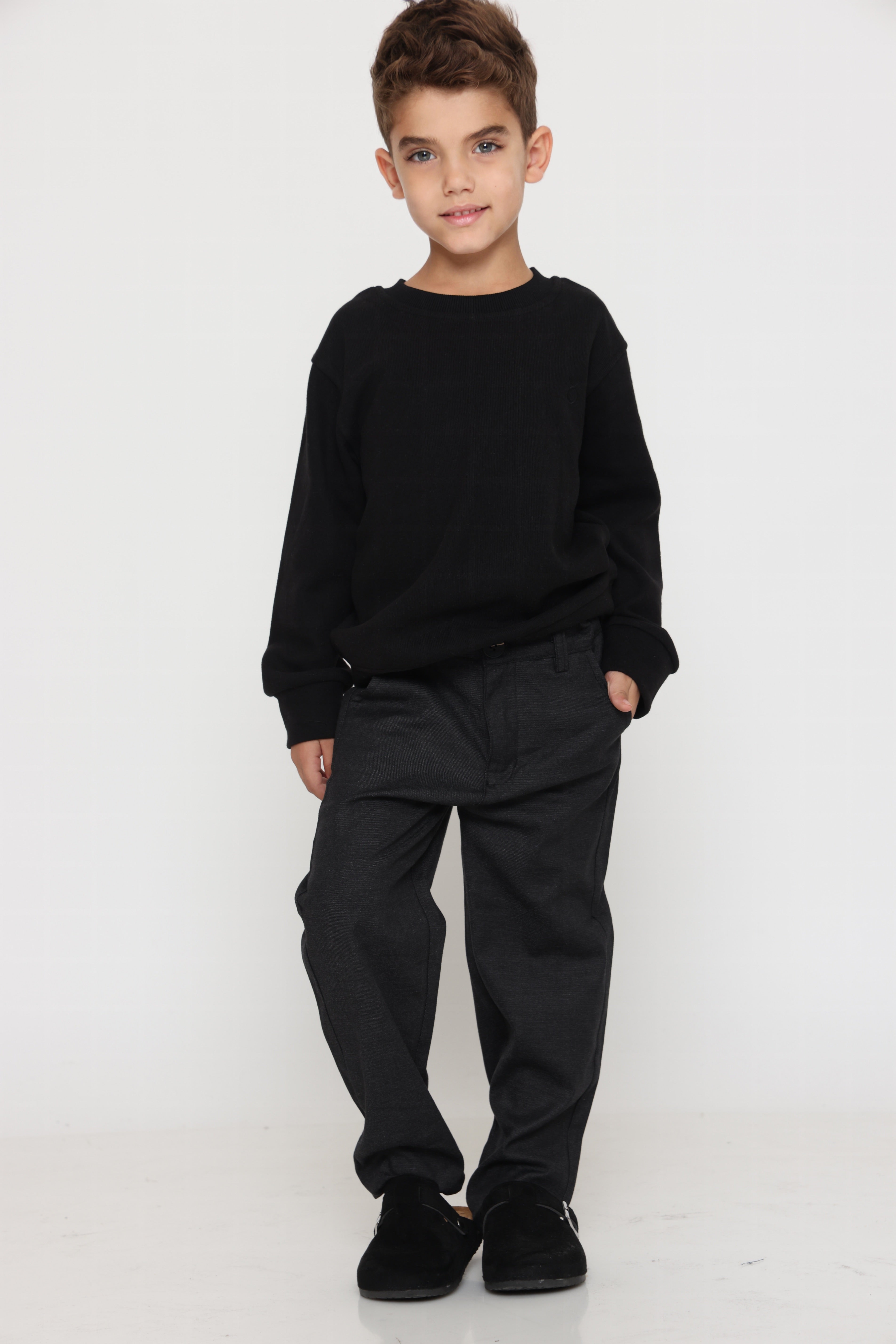 סווטשירט קלאסי צווארון עגול - שחור